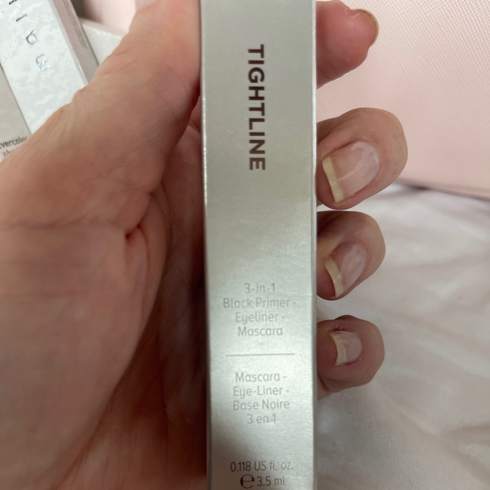 NIB It Cosmetics Tightline eyeliner/mascara cult following  NO LONGER made!